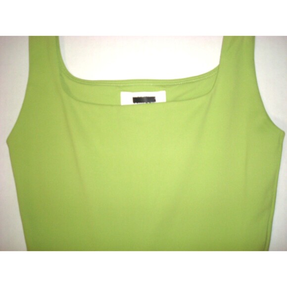 NWT Womens Babaton Aritzia Romper Square Neck 2XS XXS Short Tank Green Jackfruit - Picture 3 of 5